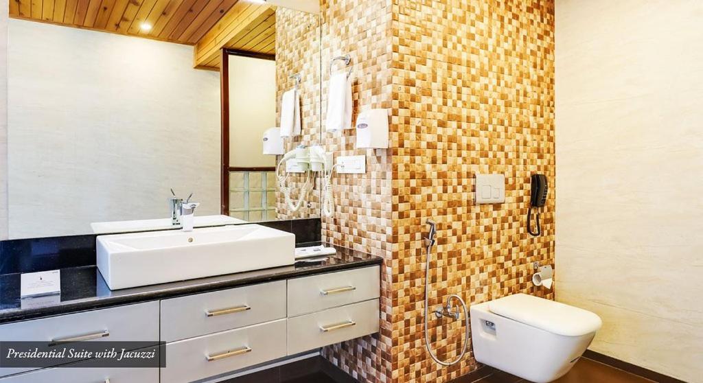ซัมมิท โซบราเลีย รีสอร์ต แอนด์ สปา Hotel Namchi ภายนอก รูปภาพ