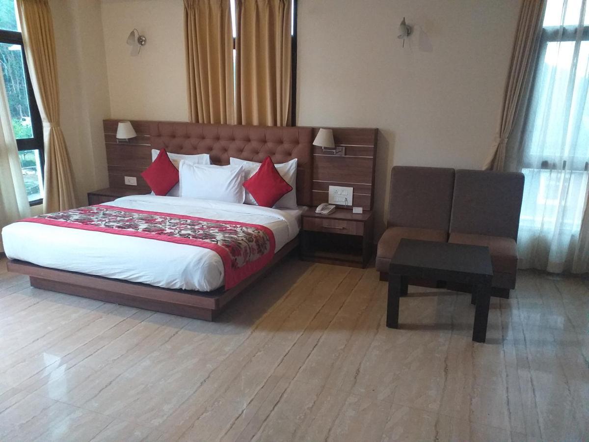 ซัมมิท โซบราเลีย รีสอร์ต แอนด์ สปา Hotel Namchi ภายนอก รูปภาพ