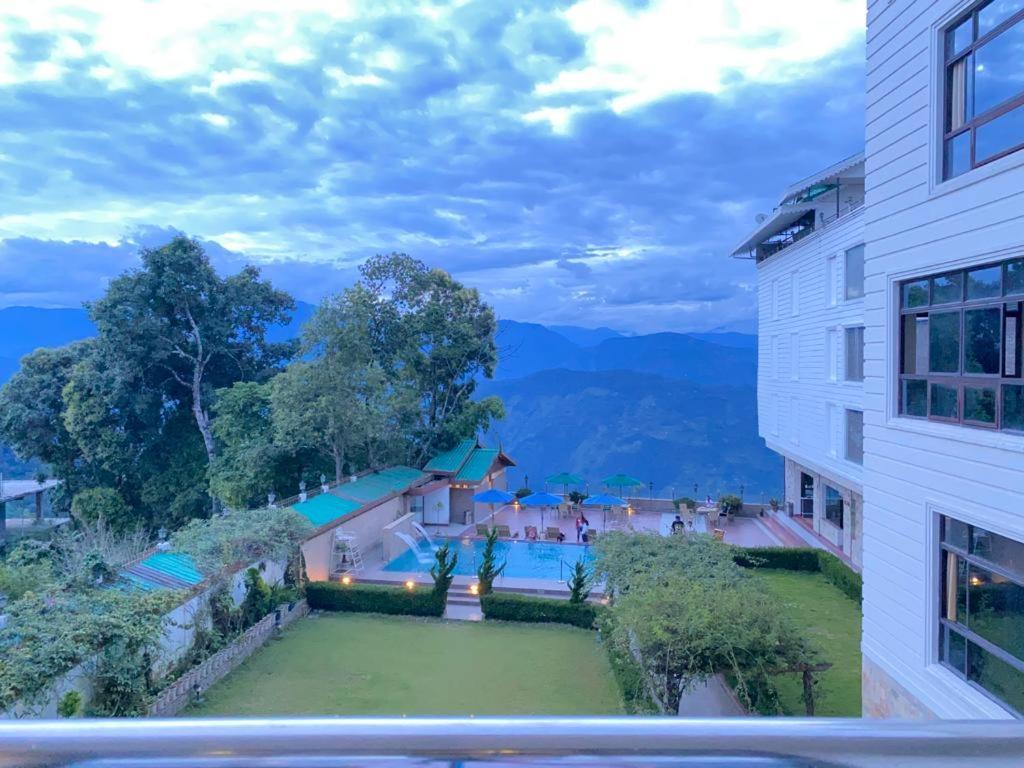 ซัมมิท โซบราเลีย รีสอร์ต แอนด์ สปา Hotel Namchi ภายนอก รูปภาพ